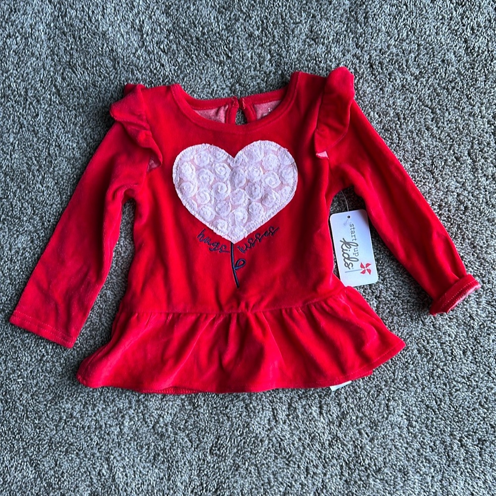Heart Hugs and Kisses Top-NWT 2T